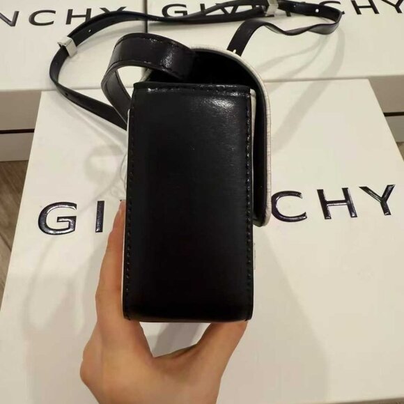 NWT Authentic Givenchy Small 4G Monogram-Embossed Crossbody Bag - Picture 3 of 6